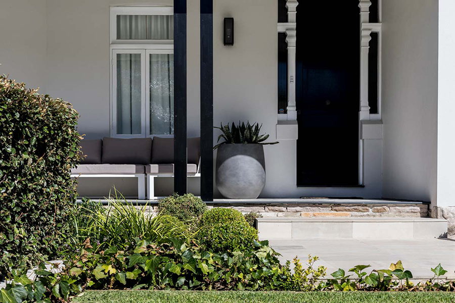 himalayan alfresco sandstone entrance