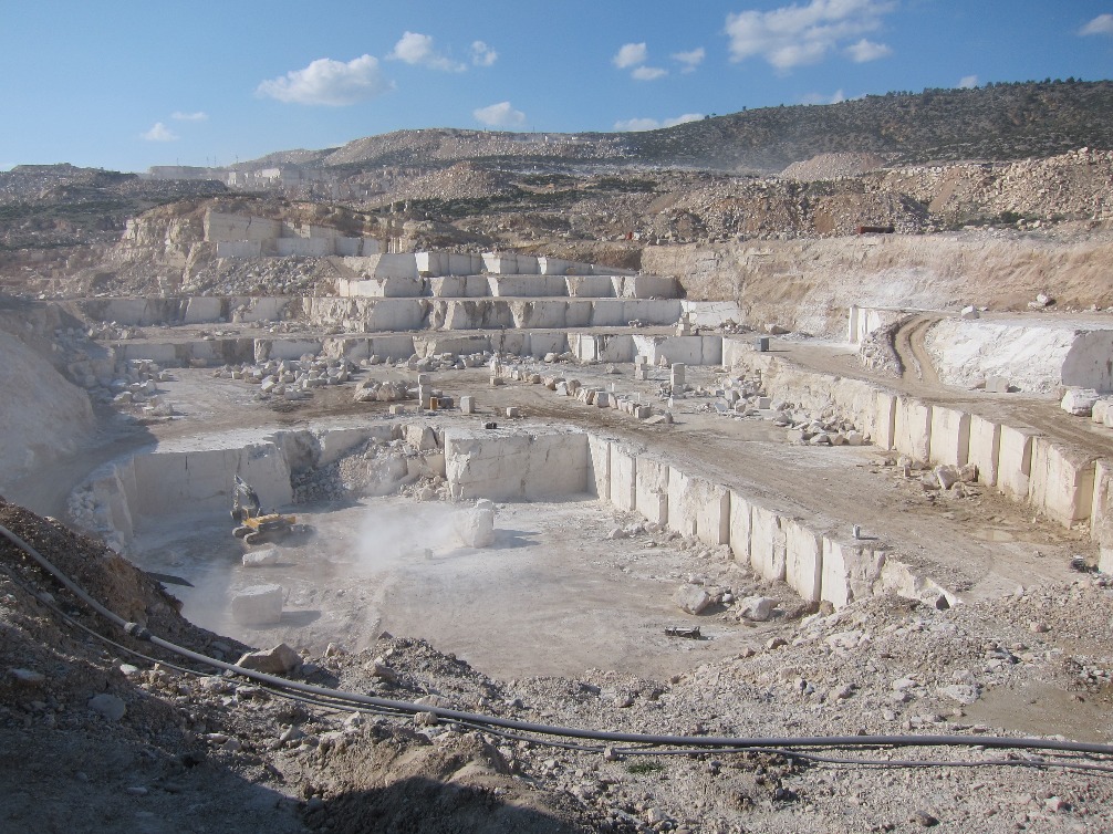 quarry limestone vs travertine