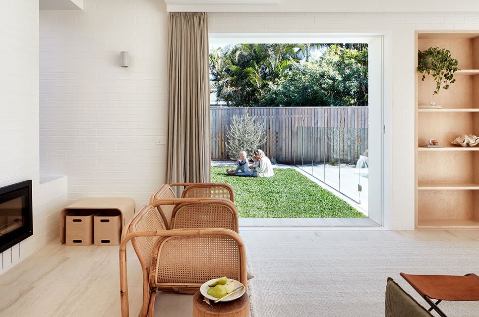 Should You Choose Limestone or Travertine