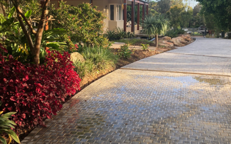 Natural-Stone-Trends -Driveways