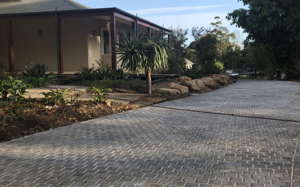 Natural-Stone-Trends -Driveways